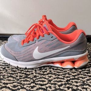 Women’s Nike REAX shoes, size 7